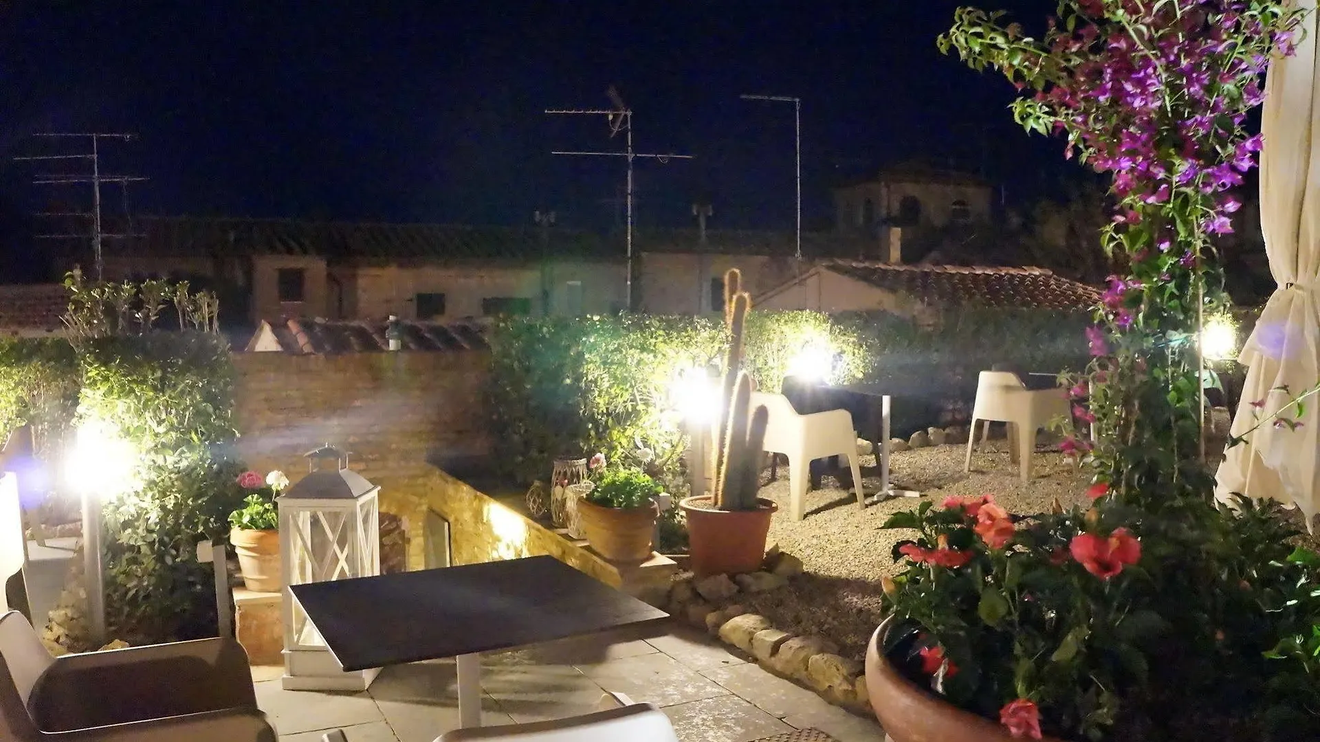 B&B Locanda La Mandragola 산지미냐노
